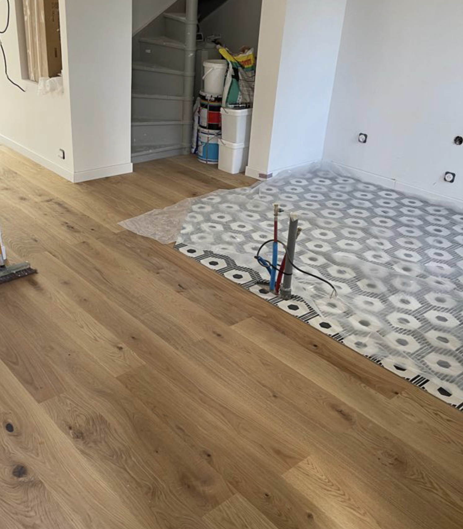 pose de carreaux de ciment + parquet - compagnon carreleur